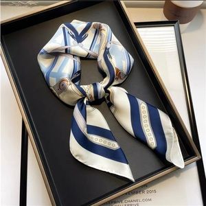 💙New hair scarf 💙